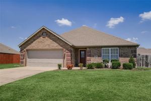 featured image of 2800 Sw Azalea Ave