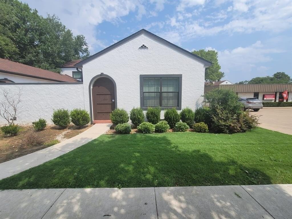 1002 W 2nd Ave - Photo 5 of 8