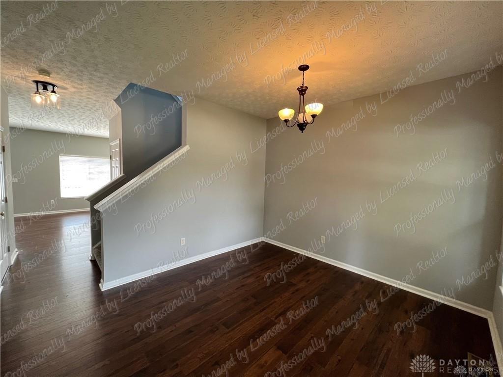 2981 Hickory Ridge Ct - Photo 4 of 33