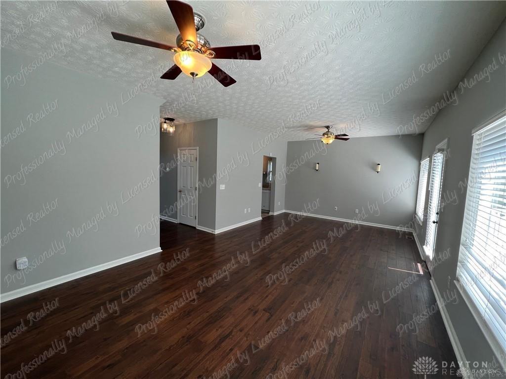 2981 Hickory Ridge Ct - Photo 7 of 33