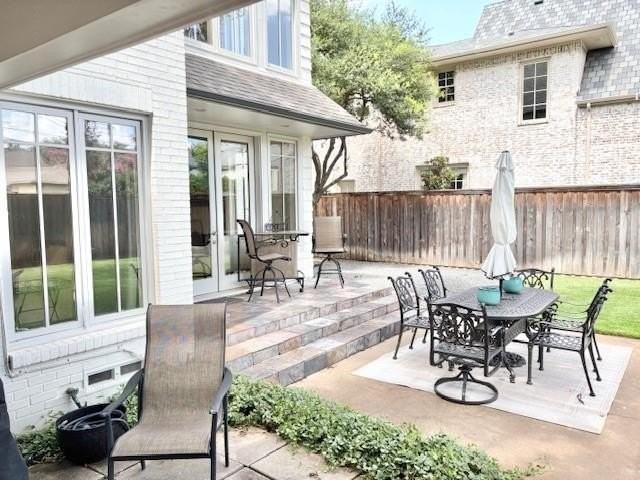 7414 Caruth Blvd - Photo 3 of 33