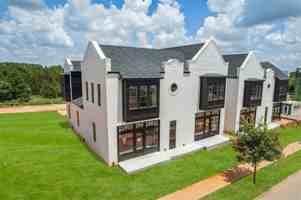 featured image of 18853 Selah Way #B