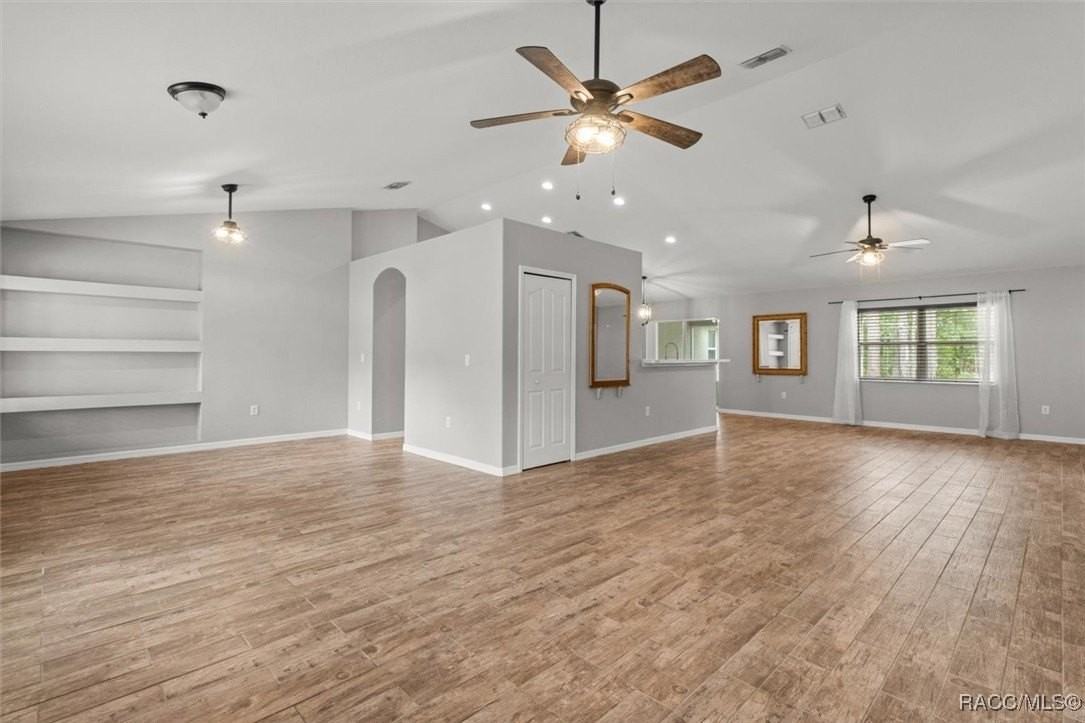 17 Eugenia Court North - Photo 7 of 44