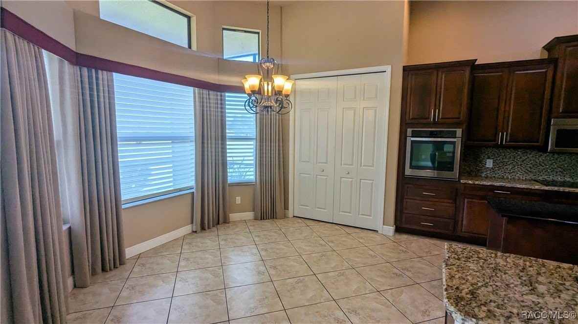 743 E Ireland Ct - Photo 6 of 25