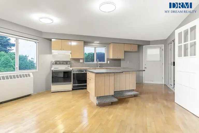 4342 Southwood St #D221 - Photo 2 of 16