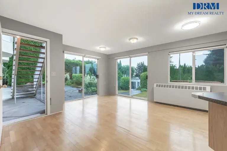 4342 Southwood St #D221 - Photo 3 of 16