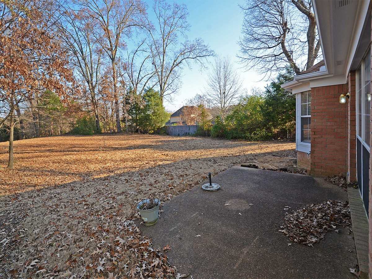 10088 Woodland Grove Dr - Photo 6 of 18