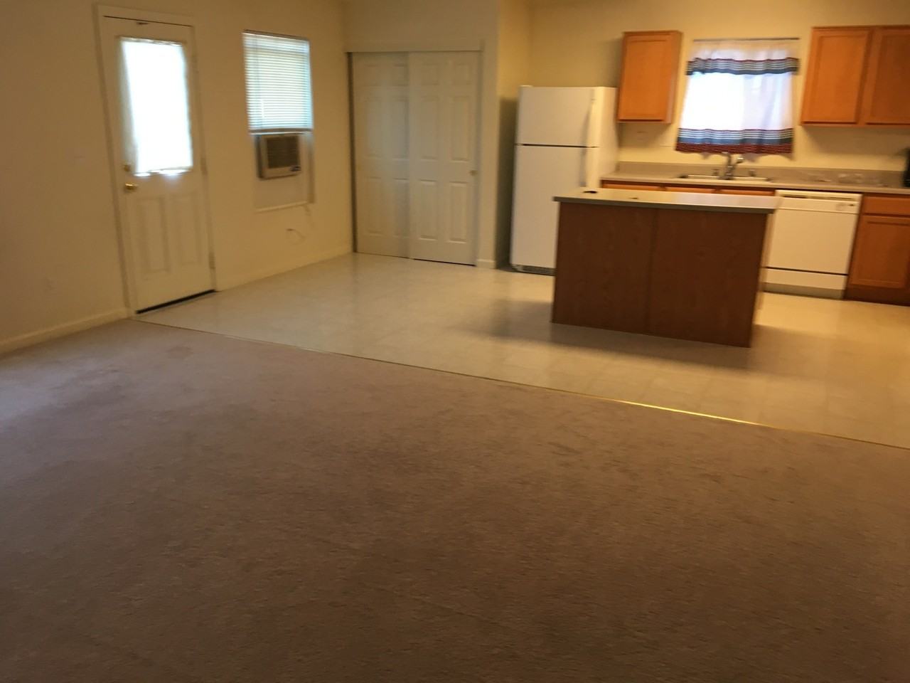 2644 Sunray Dr - Photo 3 of 17
