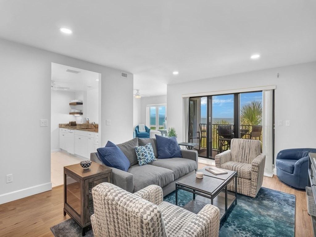 1700 Ocean Dr #306 - Photo 3 of 36