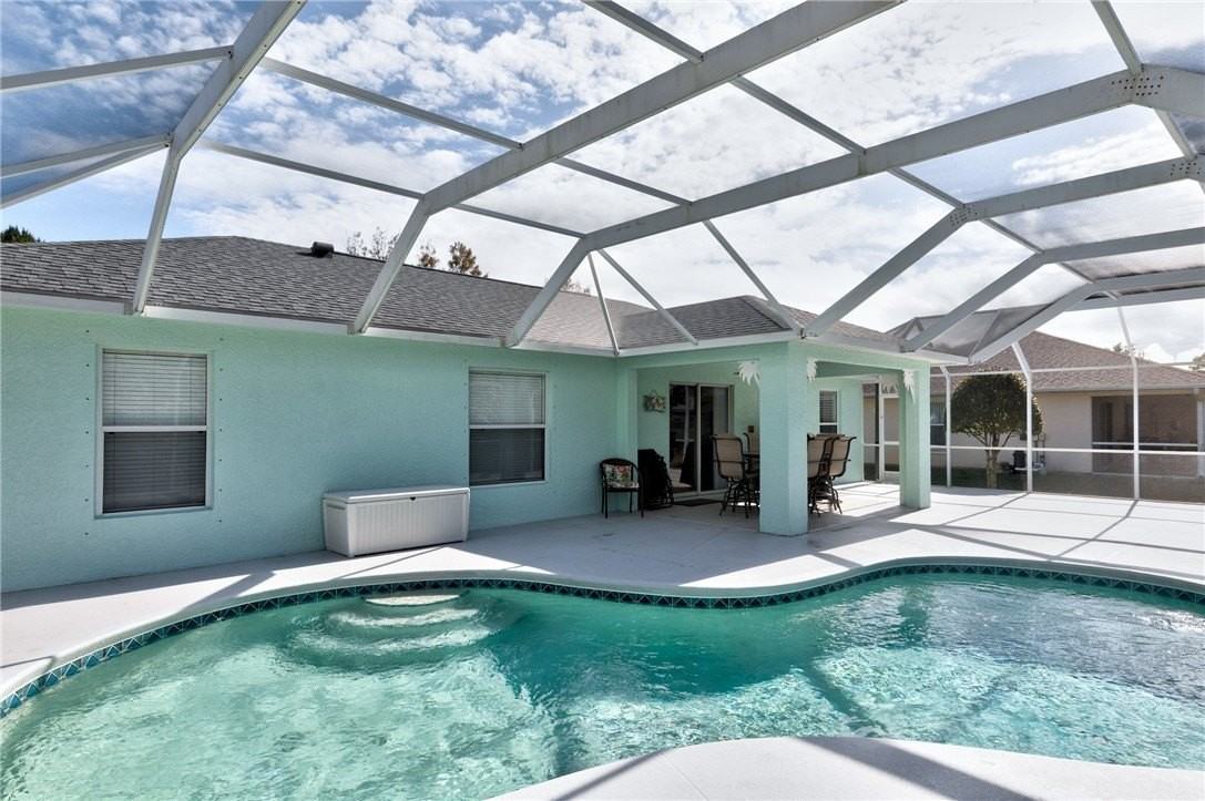 382 Benchor St - Photo 5 of 32