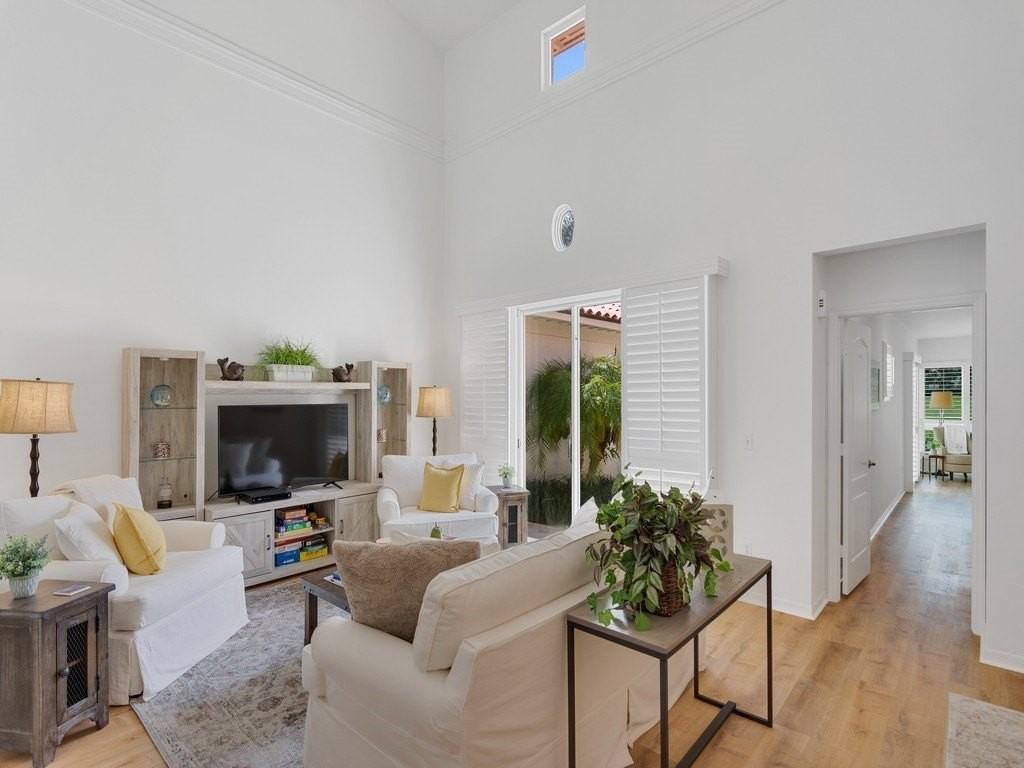 1335 Saint Davids Ln - Photo 3 of 35