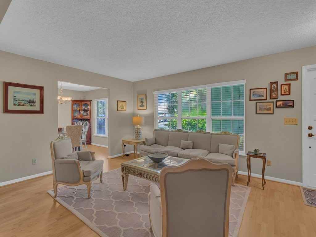 1045 Clipper Road - Photo 7 of 36