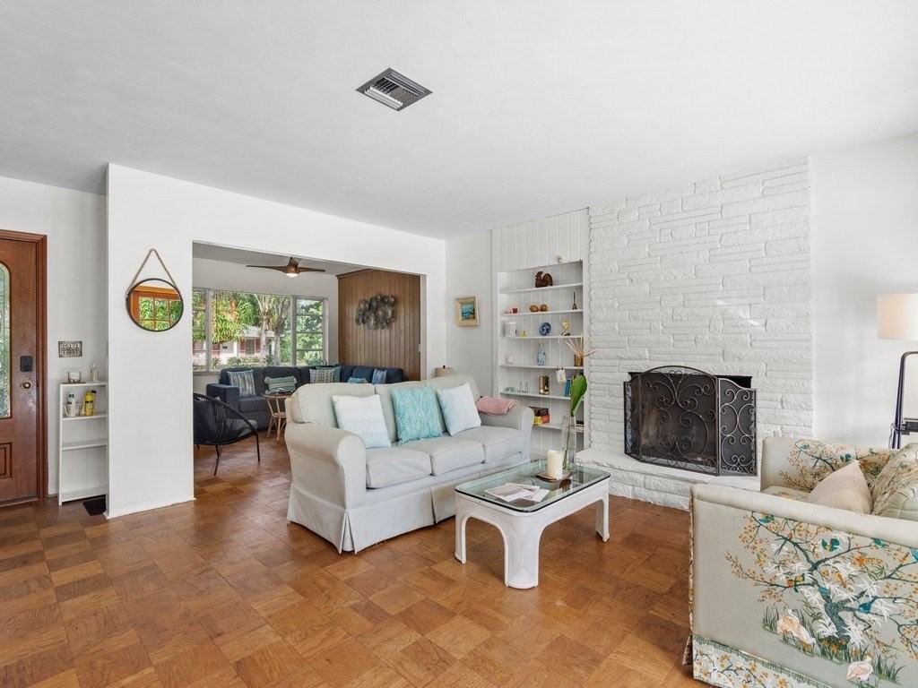 530 Cypress Road - Photo 4 of 36