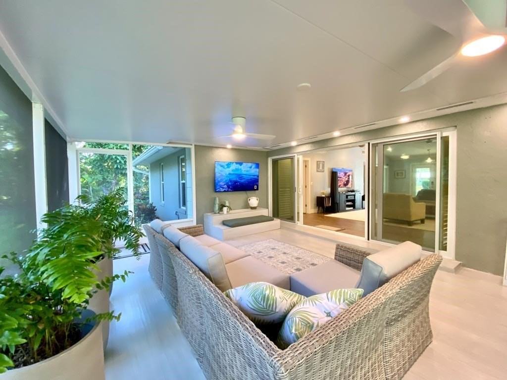 907 Tropic Dr - Photo 6 of 35