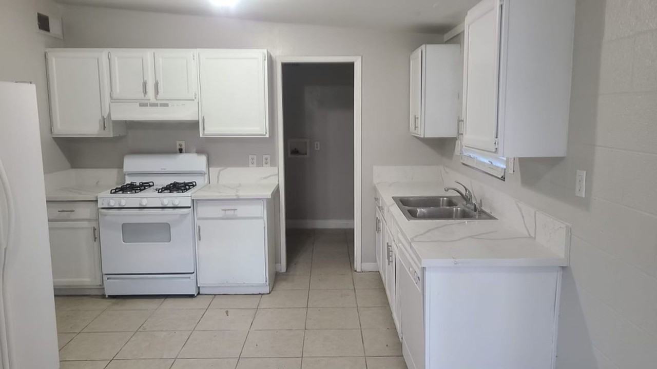 1844 Golden Arrow Dr - Photo 7 of 7