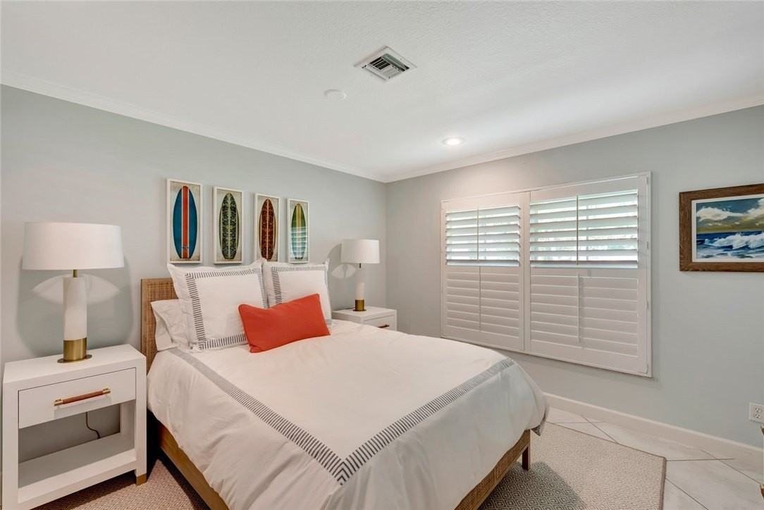 846 Riomar Dr - Photo 6 of 36