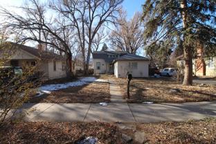 422 N Cedar St - Photo 1 of 1