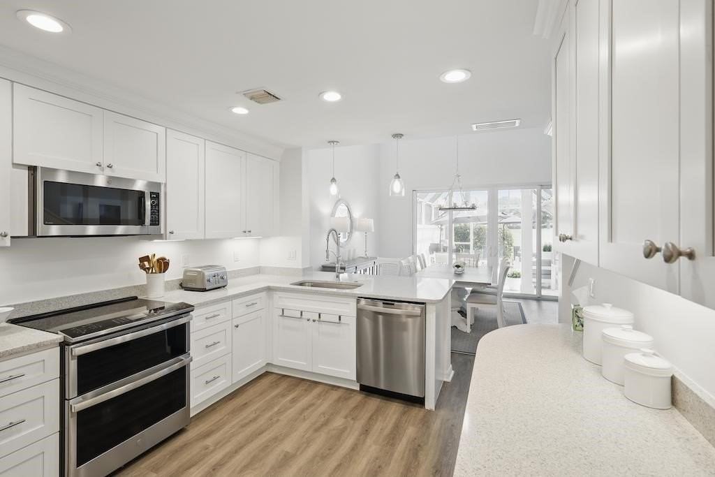 1325 Saint Davids Lane - Photo 6 of 36