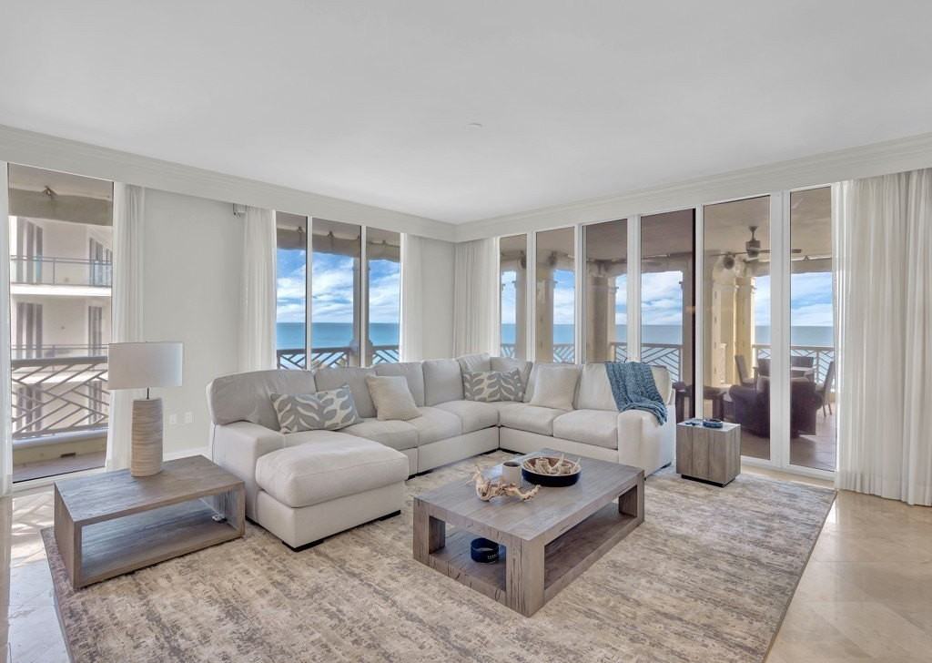 600 Beachview Dr Apt 3n #3N - Photo 2 of 36