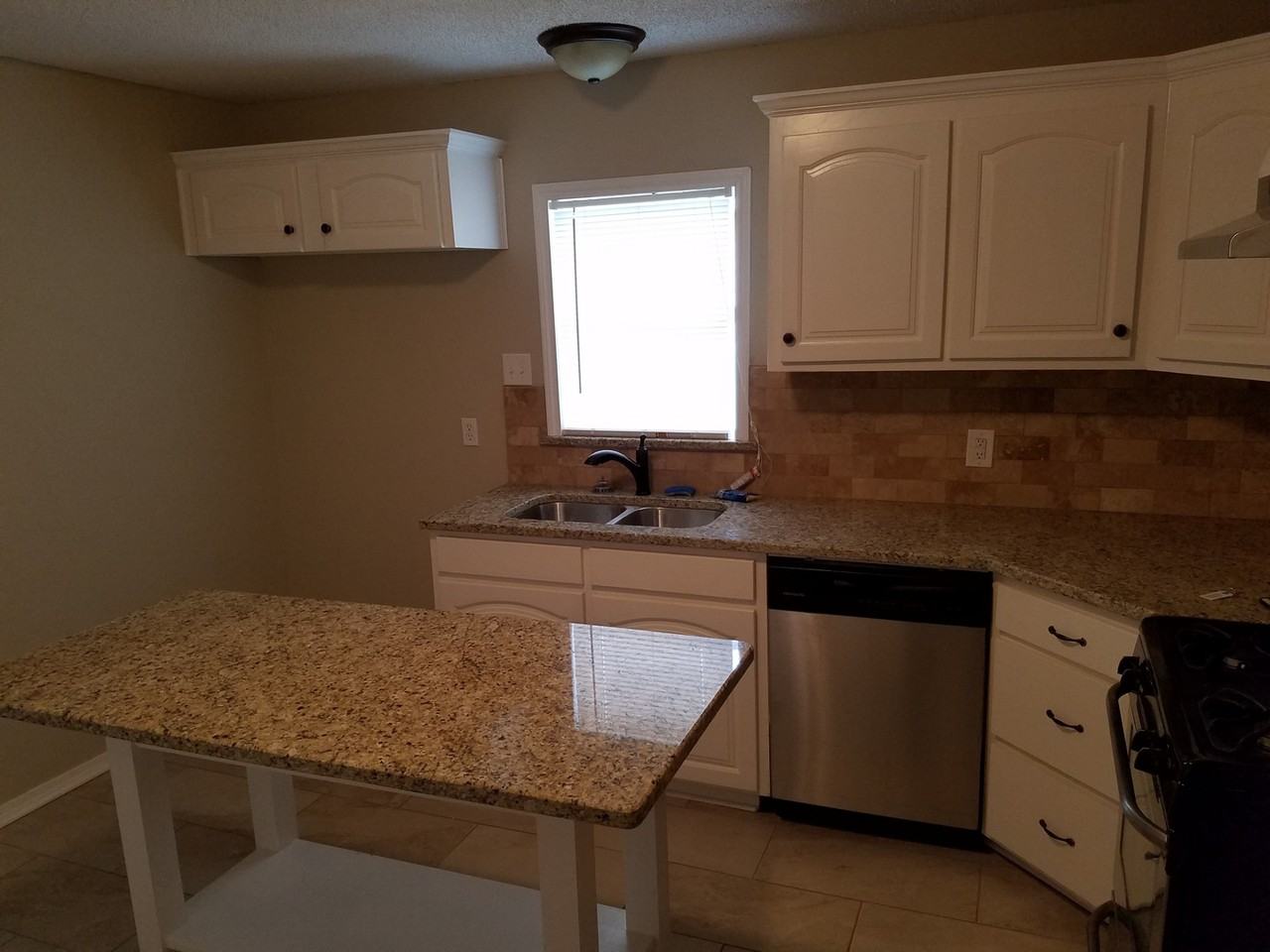 3144 Olive Pl - Photo 5 of 12
