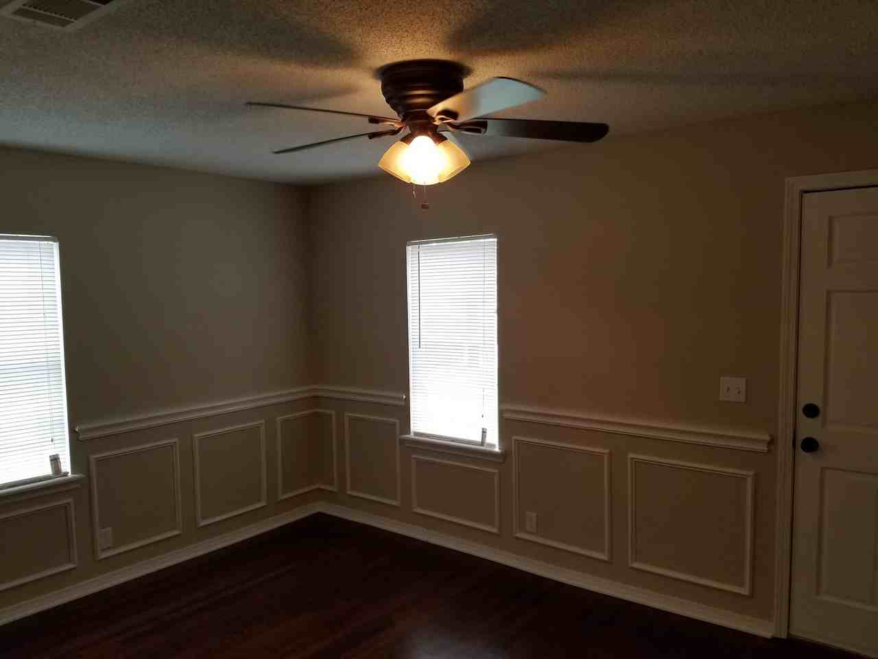 3144 Olive Pl - Photo 7 of 12