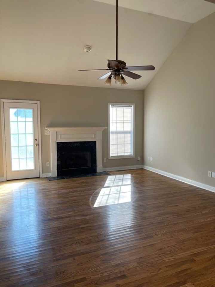 921 Corydalis Ct - Photo 3 of 24