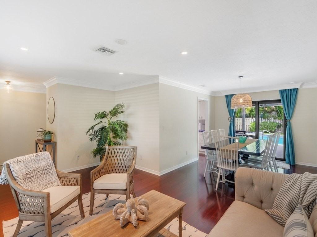 980 Clipper Road - Photo 5 of 36