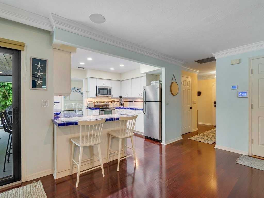 980 Clipper Road - Photo 6 of 36