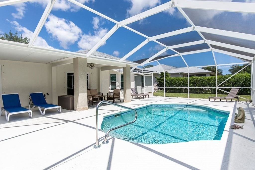 3673 2nd Street Southwest - Photo 3 of 33