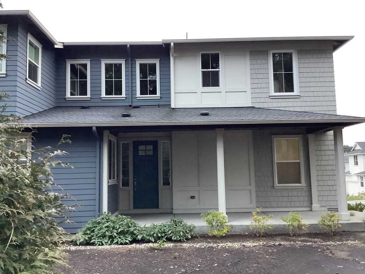 18812 Colwood Ave Ne - Photo 3 of 50