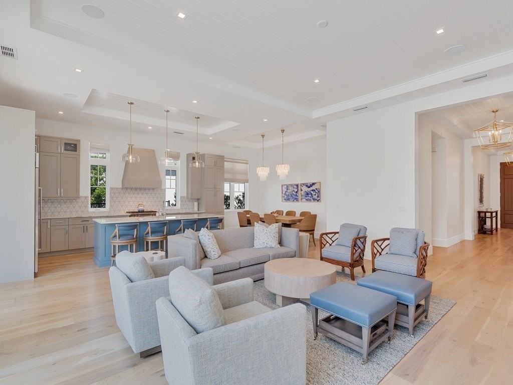 915 Surfsedge Way - Photo 4 of 36