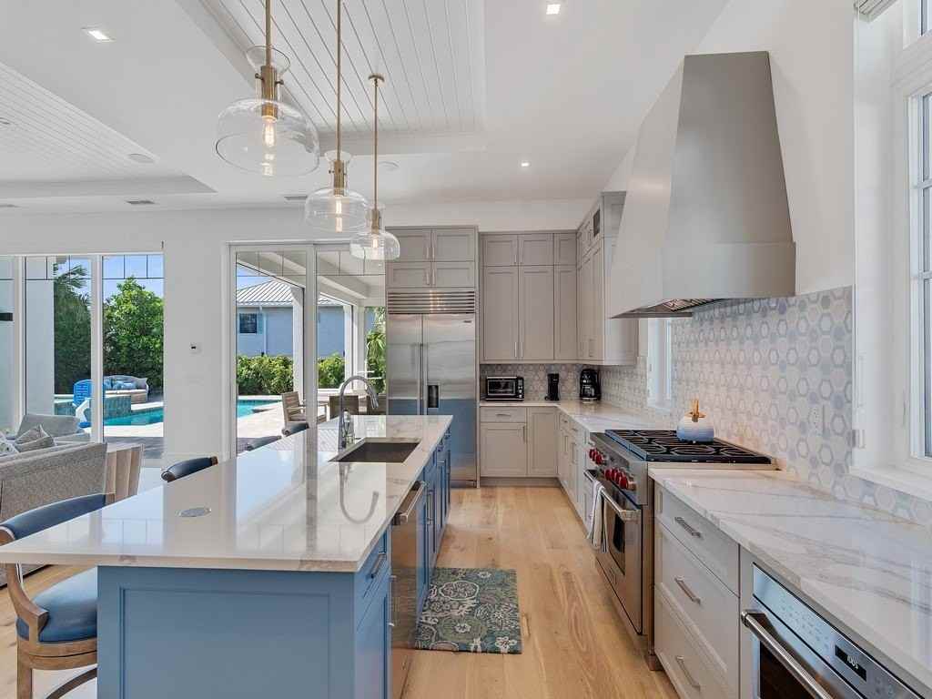 915 Surfsedge Way - Photo 5 of 36