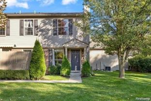 180 Pine Tree Ridge Dr #3 - Photo 1 of 1