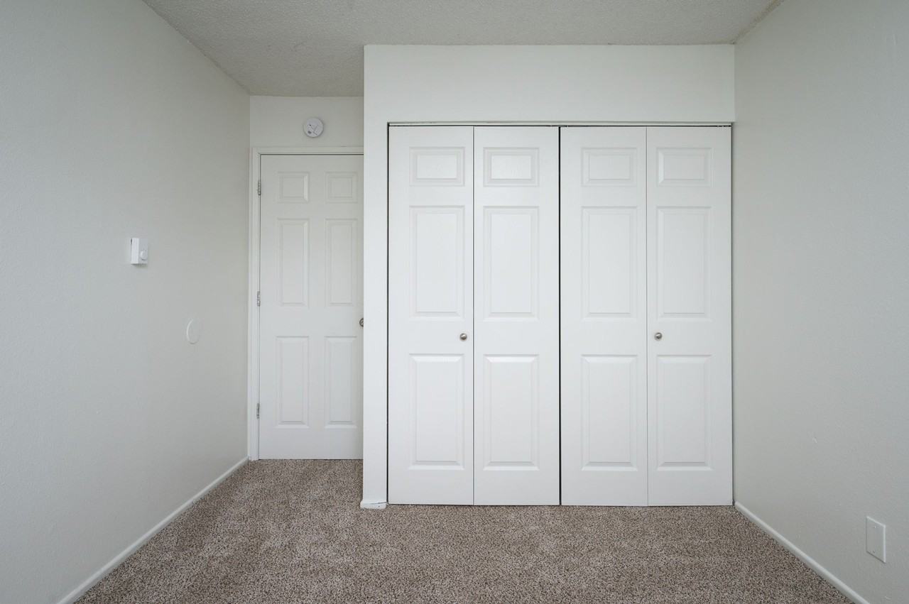 #311 HERITAGE 24 - Photo 6 of 7