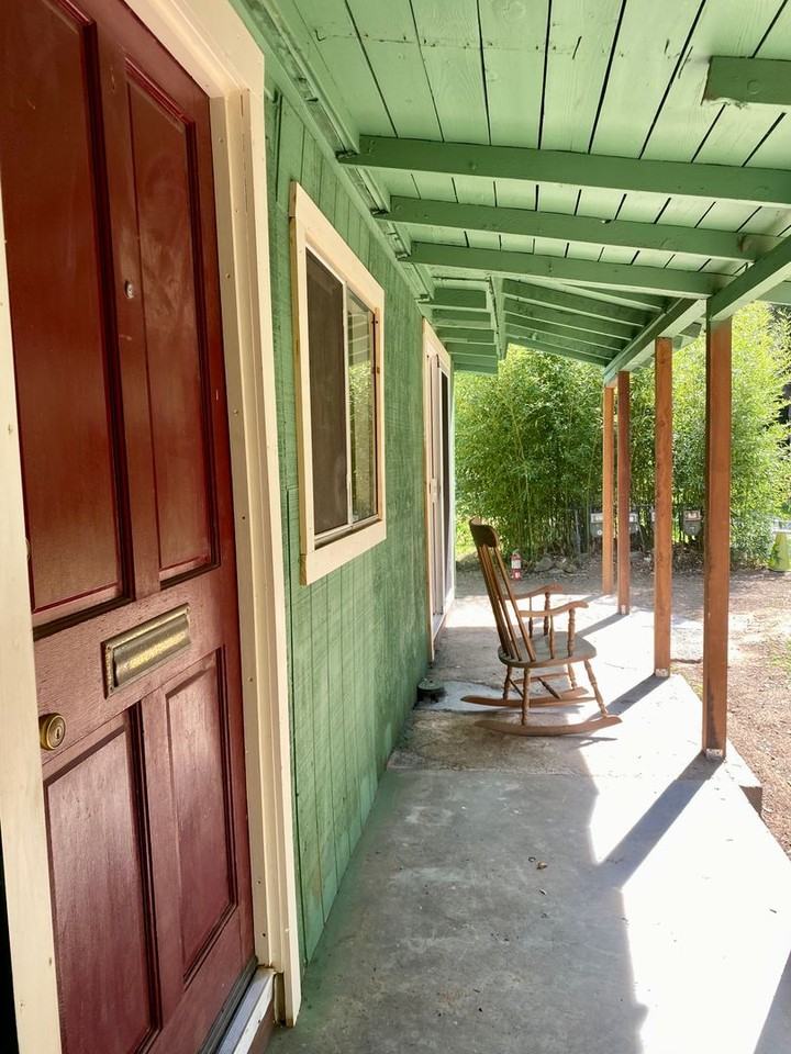 12246 Sisar Rd #C - Photo 4 of 11