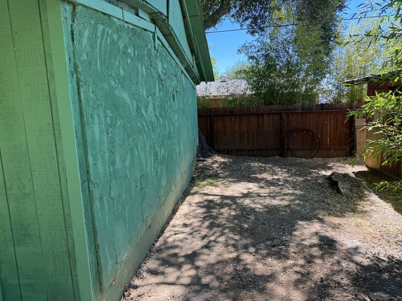 12246 Sisar Rd #C - Photo 6 of 11