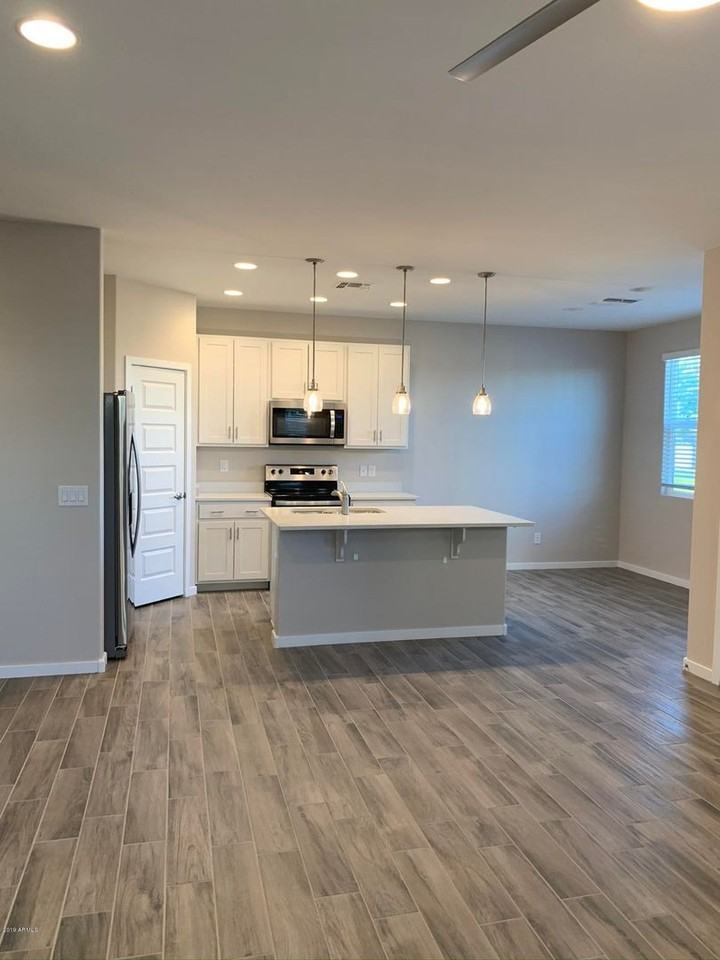 584 W Westchester Ave - Photo 4 of 25
