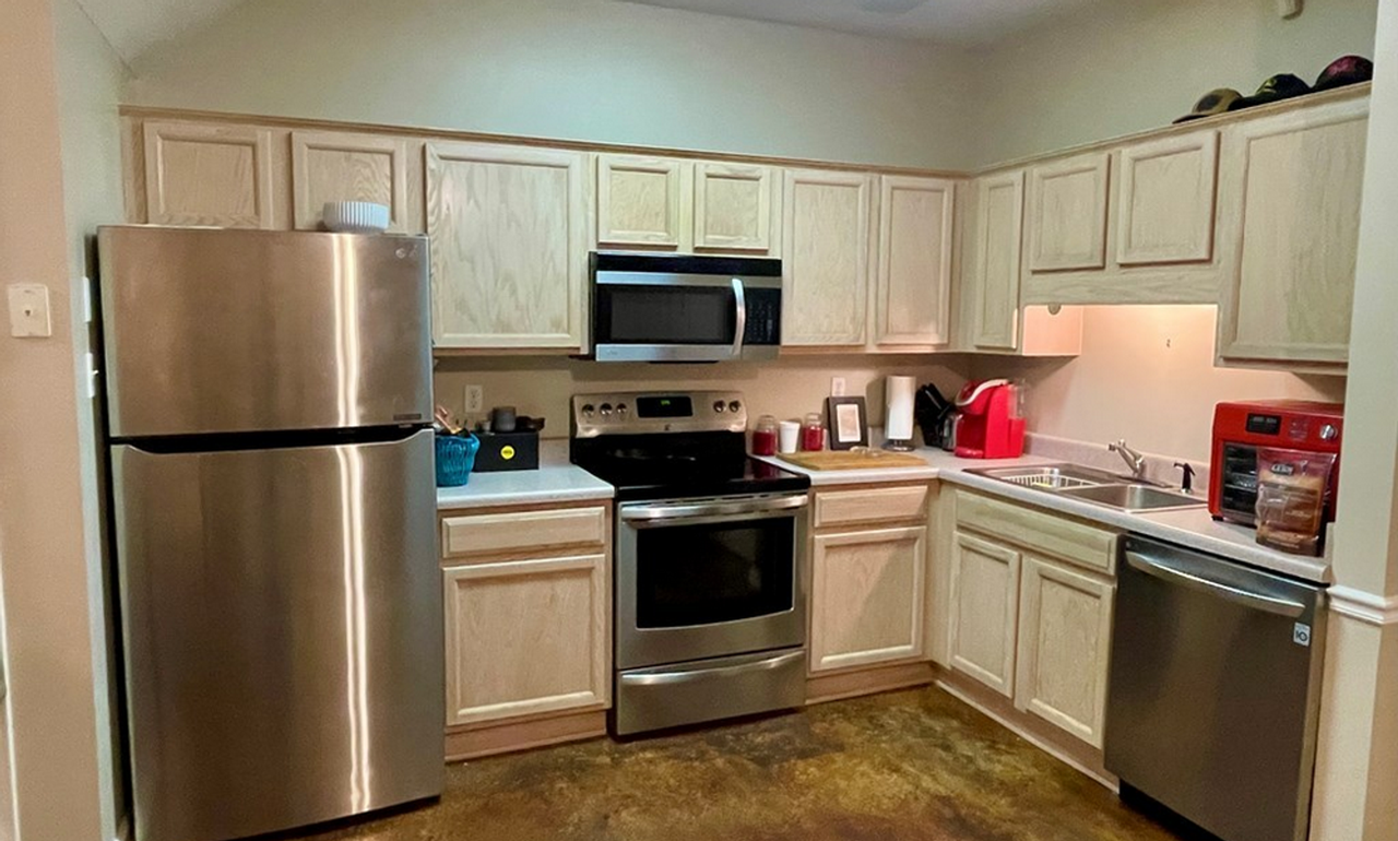 3124 Anderson Rd - Photo 3 of 11