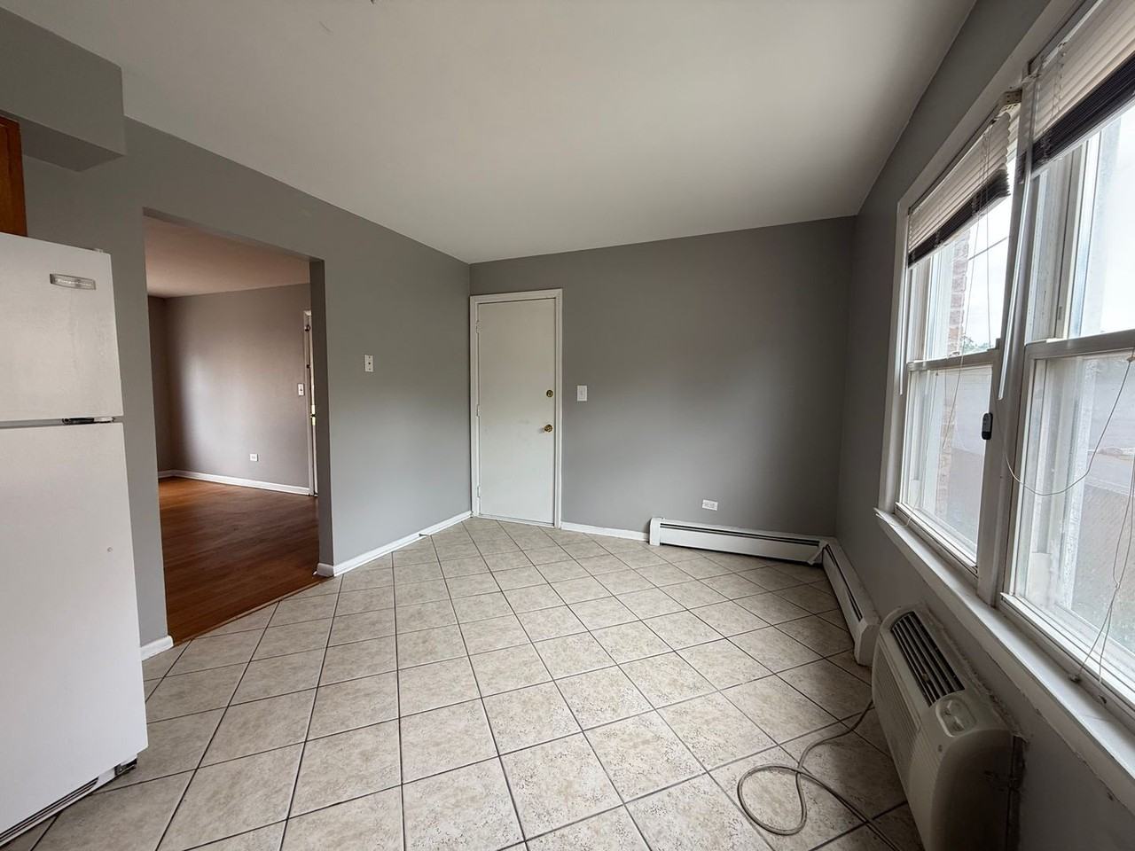 8000 Grand Ave - Photo 2 of 9