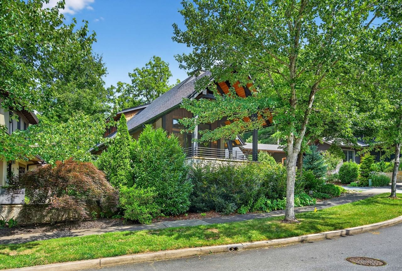 16 Wordsworth Rd - Photo 3 of 46