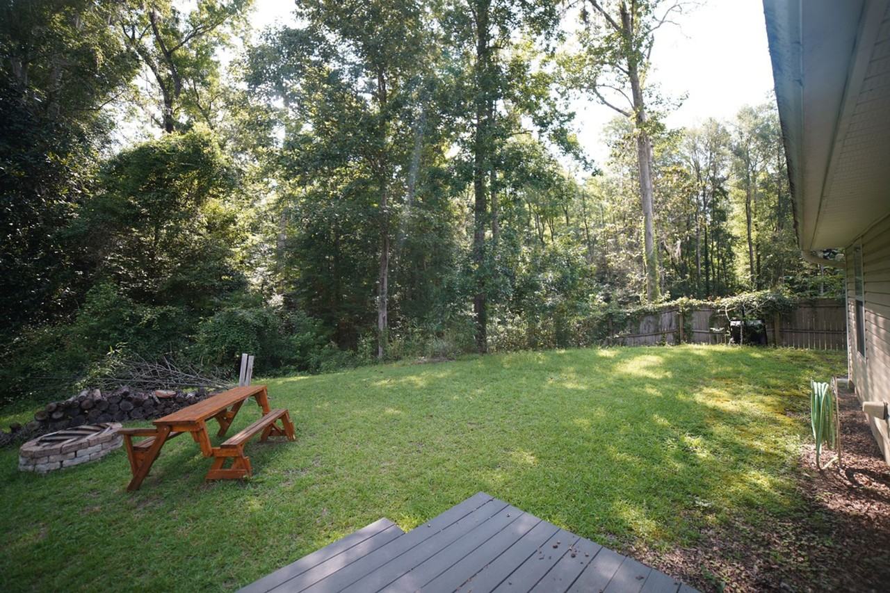 7969 Highbridge Rd - Photo 2 of 30