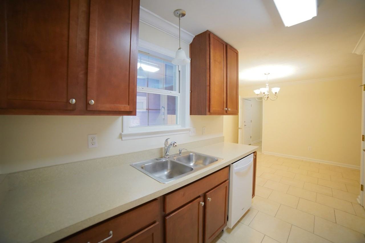 7969 Highbridge Rd - Photo 3 of 30