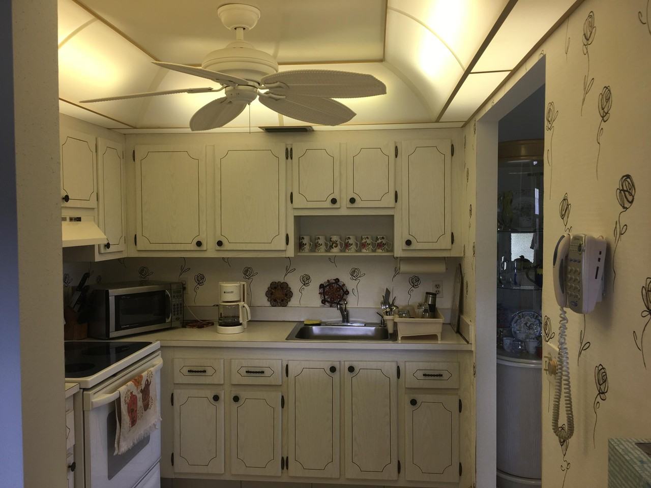 99 Saxony C - Photo 7 of 33