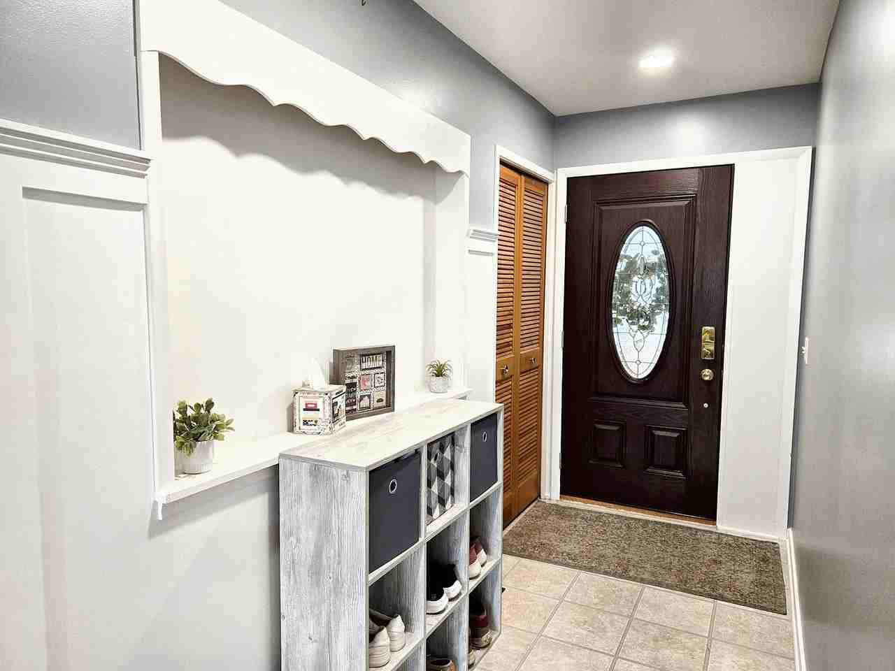 6016 Avon St - Photo 2 of 15