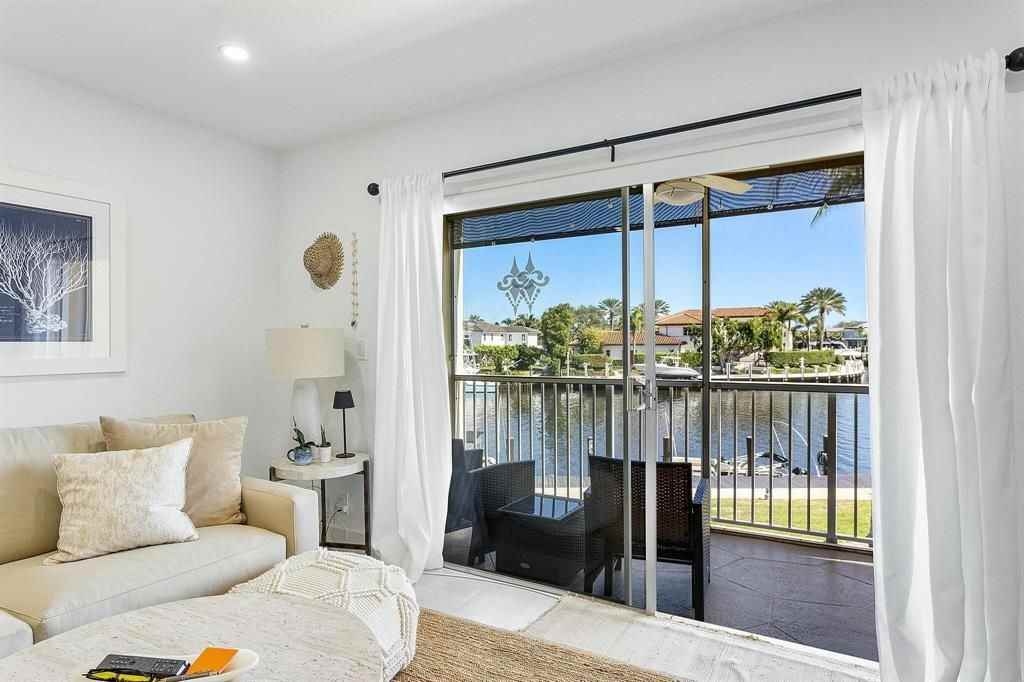 330 N Federal Hwy ##211 - Photo 2 of 27