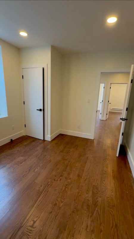 3679 Paulding Ave ##2 - Photo 3 of 9