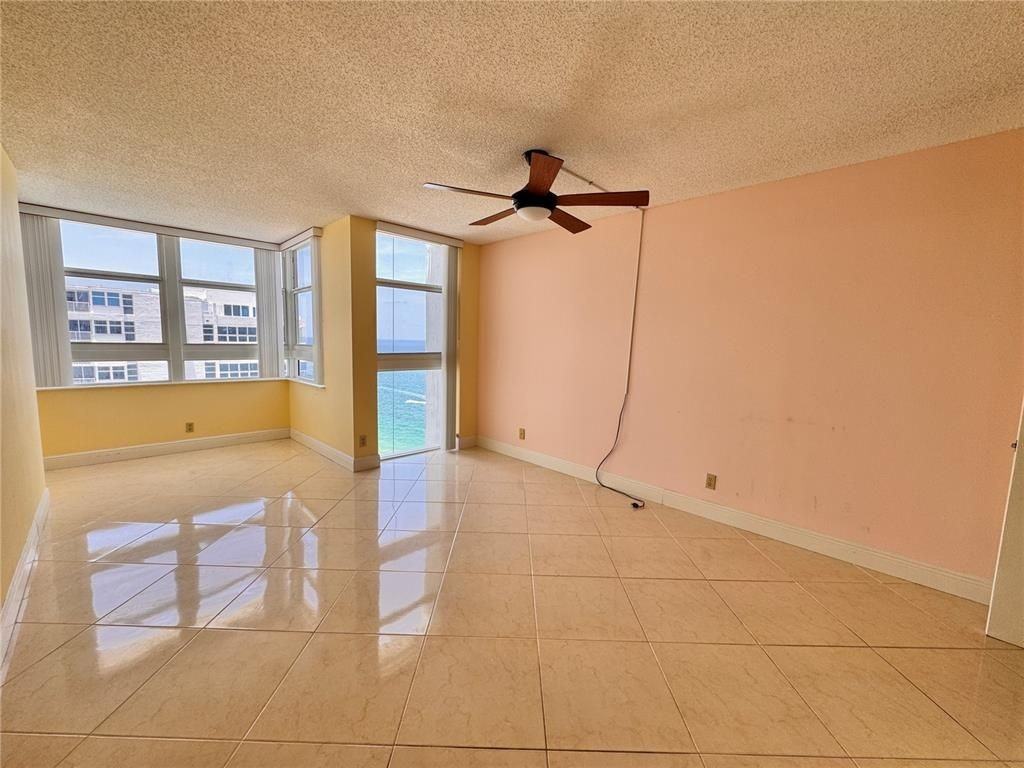 1370 S Ocean Blvd - Photo 3 of 44