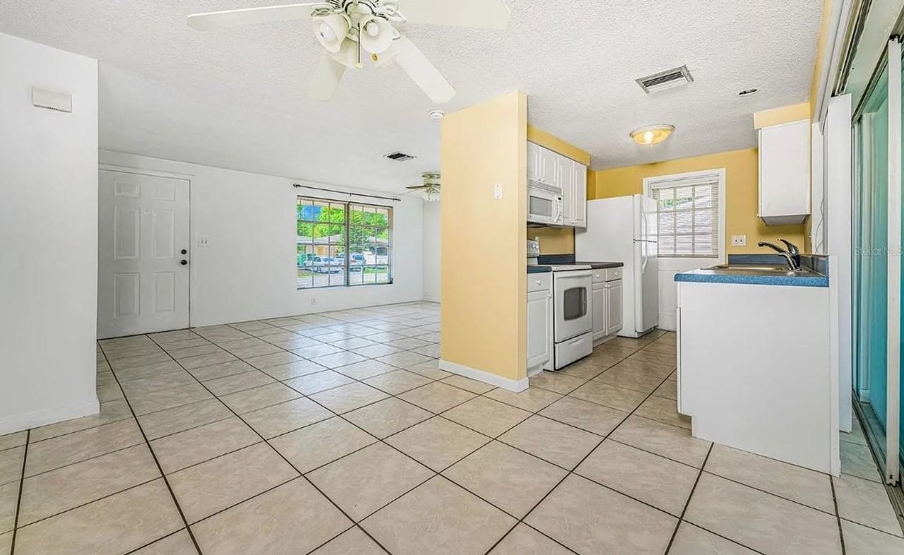 18356 Yale Ave - Photo 6 of 12