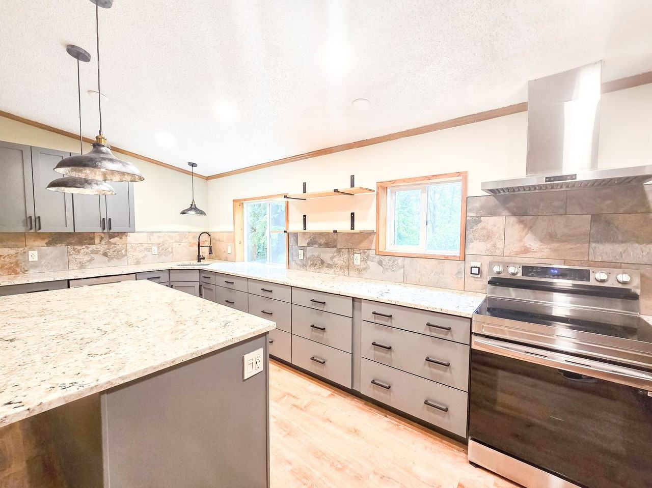 12232 172nd St Ne - Photo 2 of 35