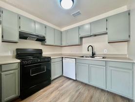 104 Lady Bird Ln #D - Photo 1 of 1